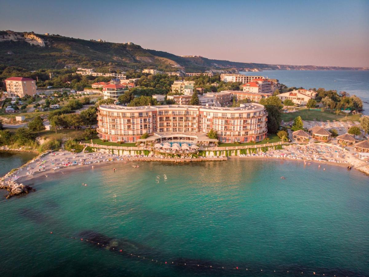 Royal Bay Resort Balchik Exterior photo