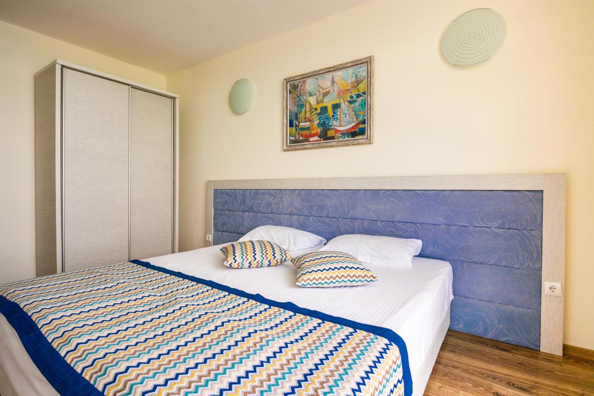 Royal Bay Resort Balchik Exterior photo